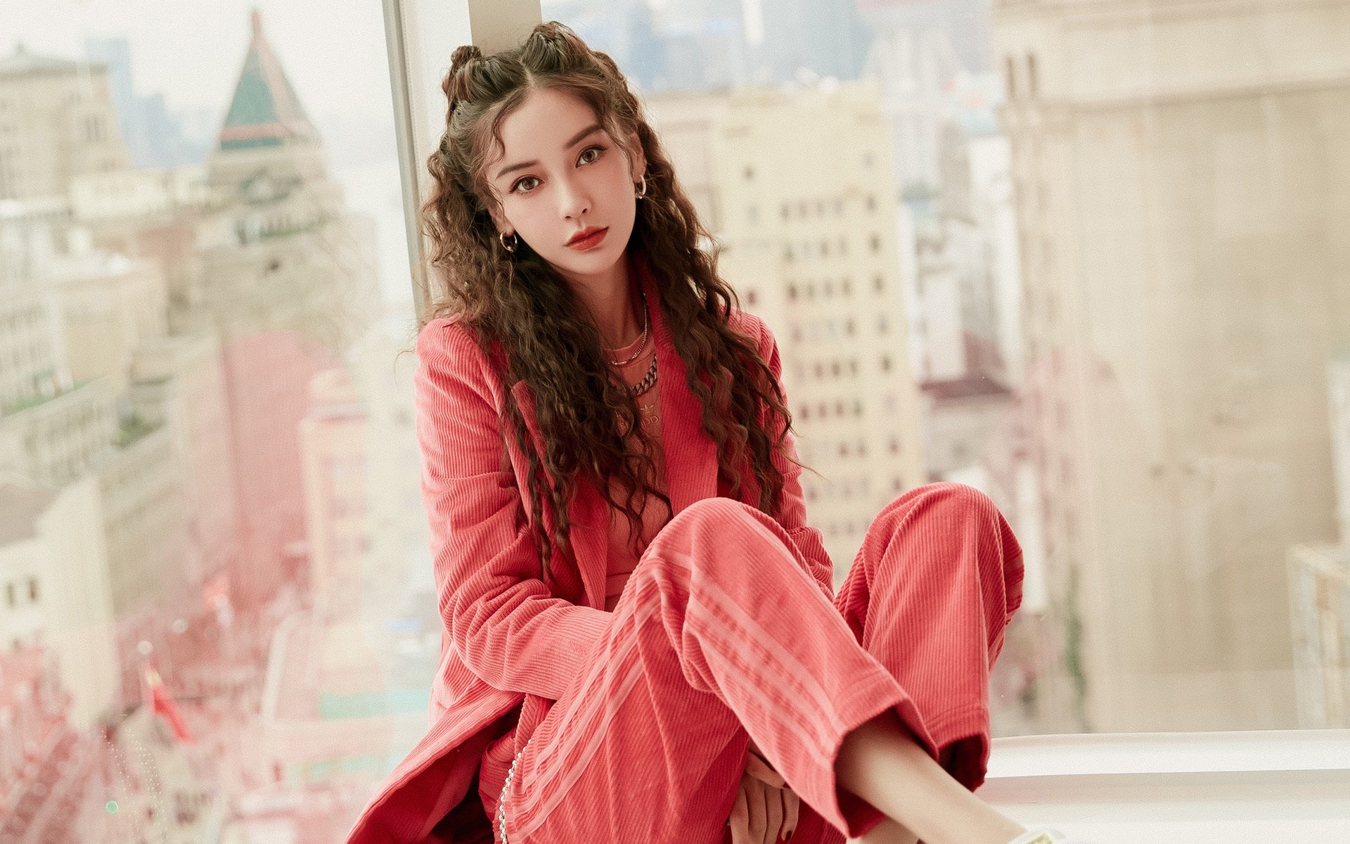 今夜无速,当F1引擎静默,文班亚马在休斯顿写下一封无解的篮球信笺